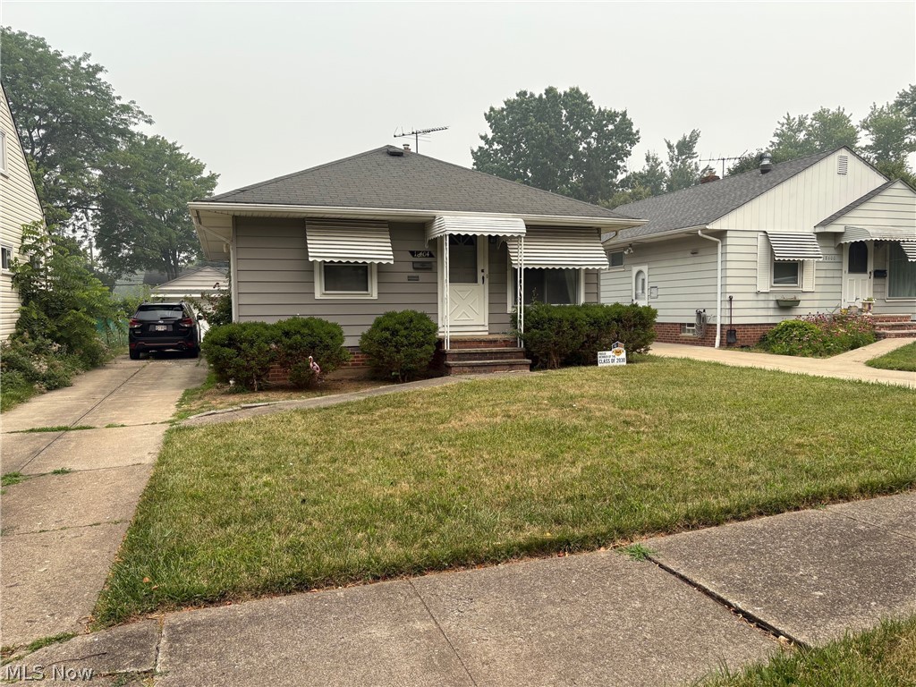 18604 Flamingo Avenue Cleveland OH 44135