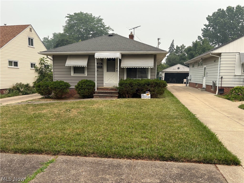 18604 Flamingo Avenue Cleveland OH 44135