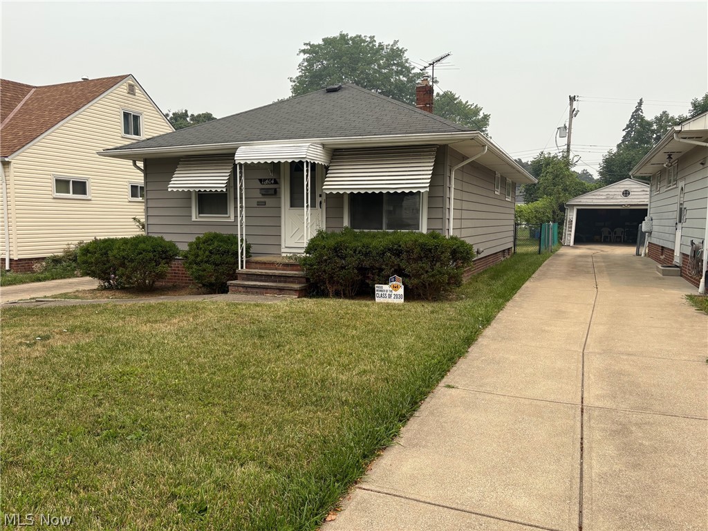 18604 Flamingo Avenue Cleveland OH 44135