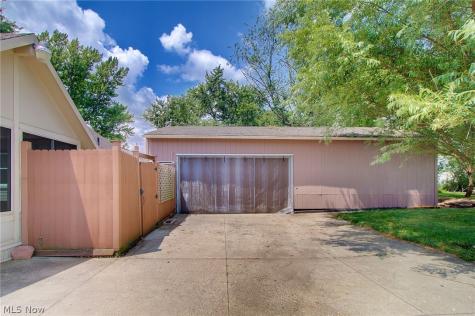 3041 33rd Street NE Canton OH 44705