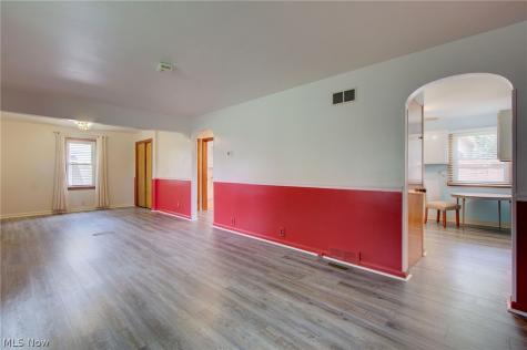3041 33rd Street NE Canton OH 44705