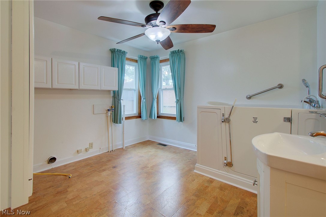 3041 33rd Street NE Canton OH 44705