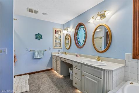 2905 Cedarwood Drive Alliance OH 44601