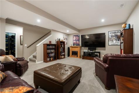 2761 Weeping Pine Drive Medina OH 44256