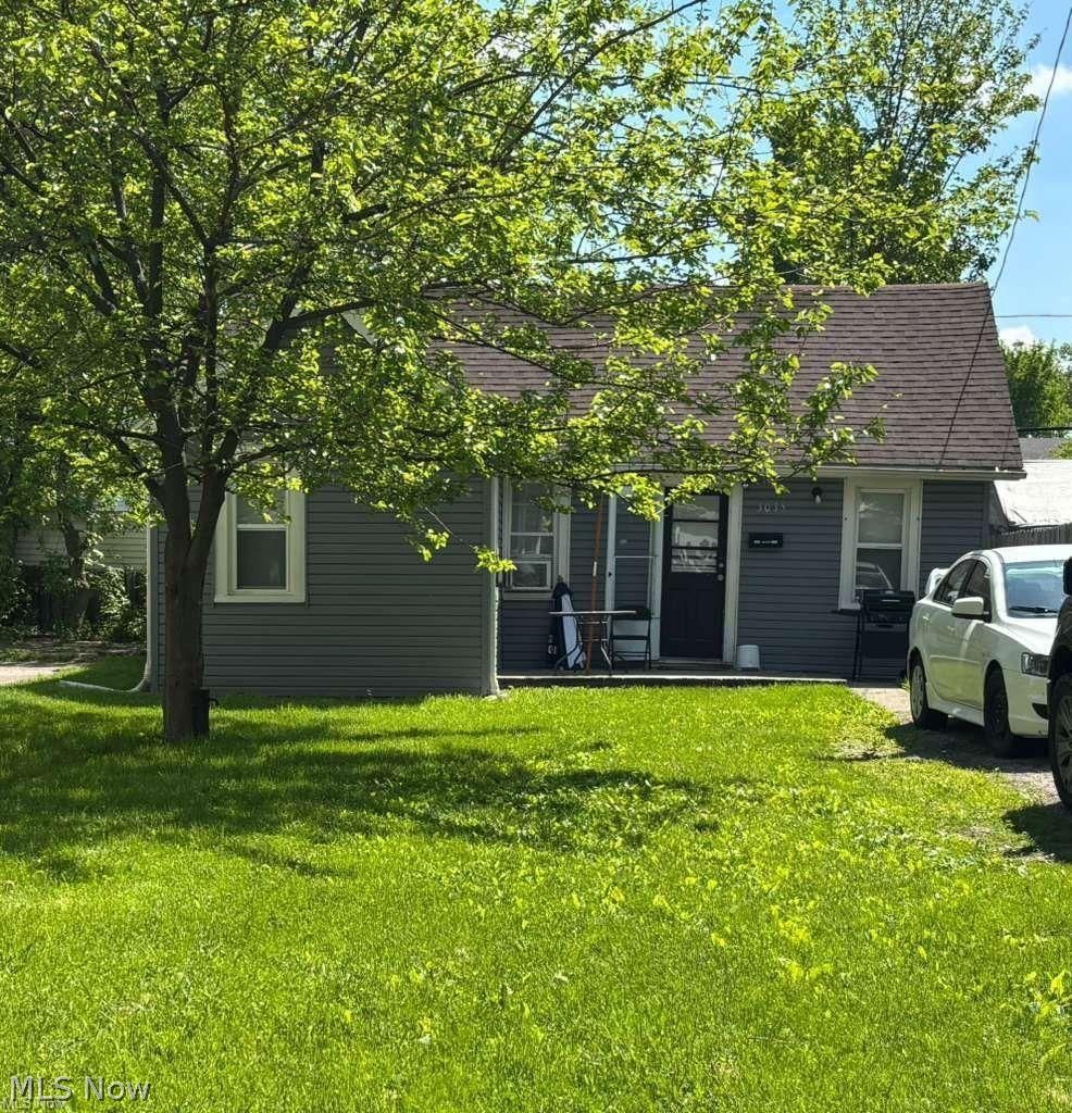 3035 W 115th Street Cleveland OH 44111