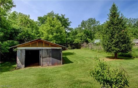 2906 Mason Road E Milan OH 44846