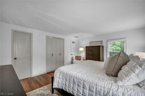 20417 Almar Drive Shaker Heights OH 44122