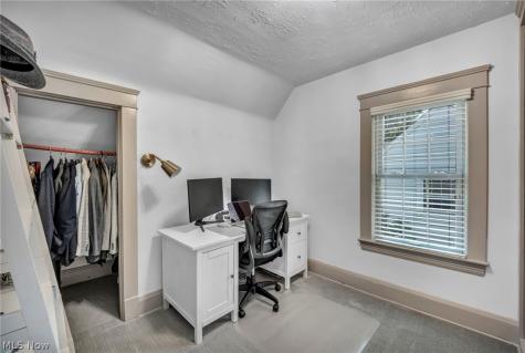 20417 Almar Drive Shaker Heights OH 44122