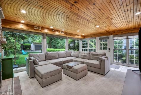20417 Almar Drive Shaker Heights OH 44122
