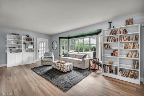 20417 Almar Drive Shaker Heights OH 44122