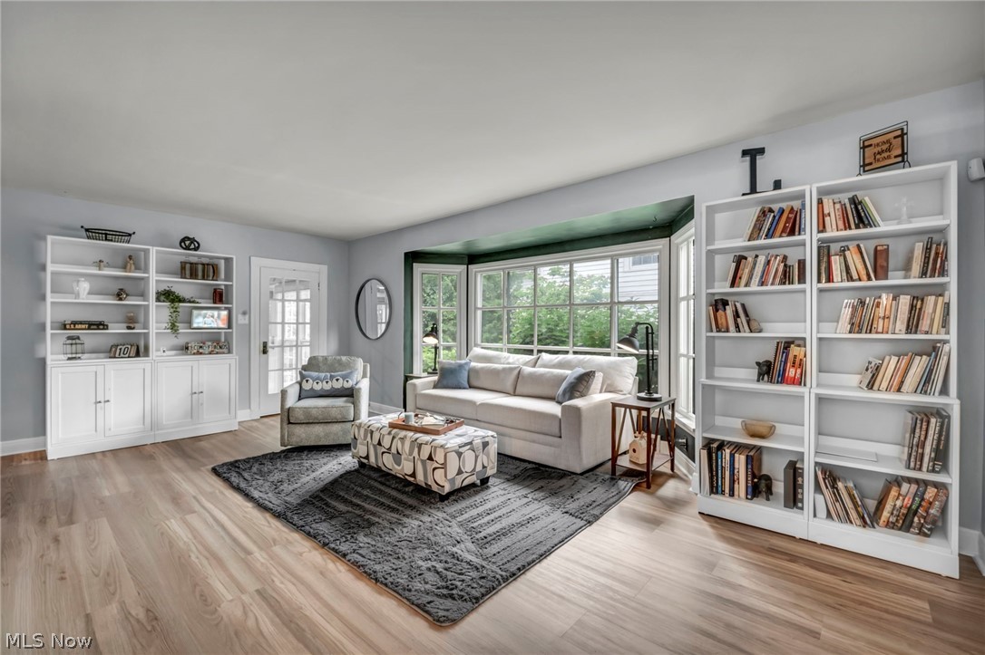 20417 Almar Drive Shaker Heights OH 44122