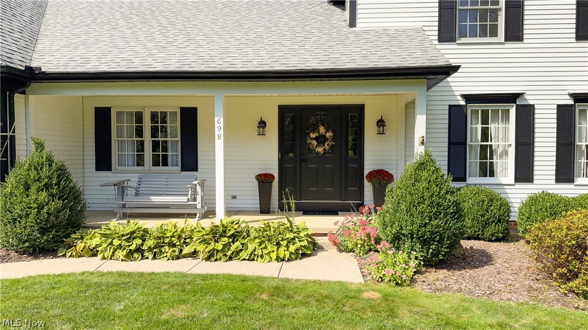 698 Deep Woods Drive Aurora OH 44202