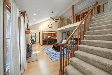 698 Deep Woods Drive Aurora OH 44202