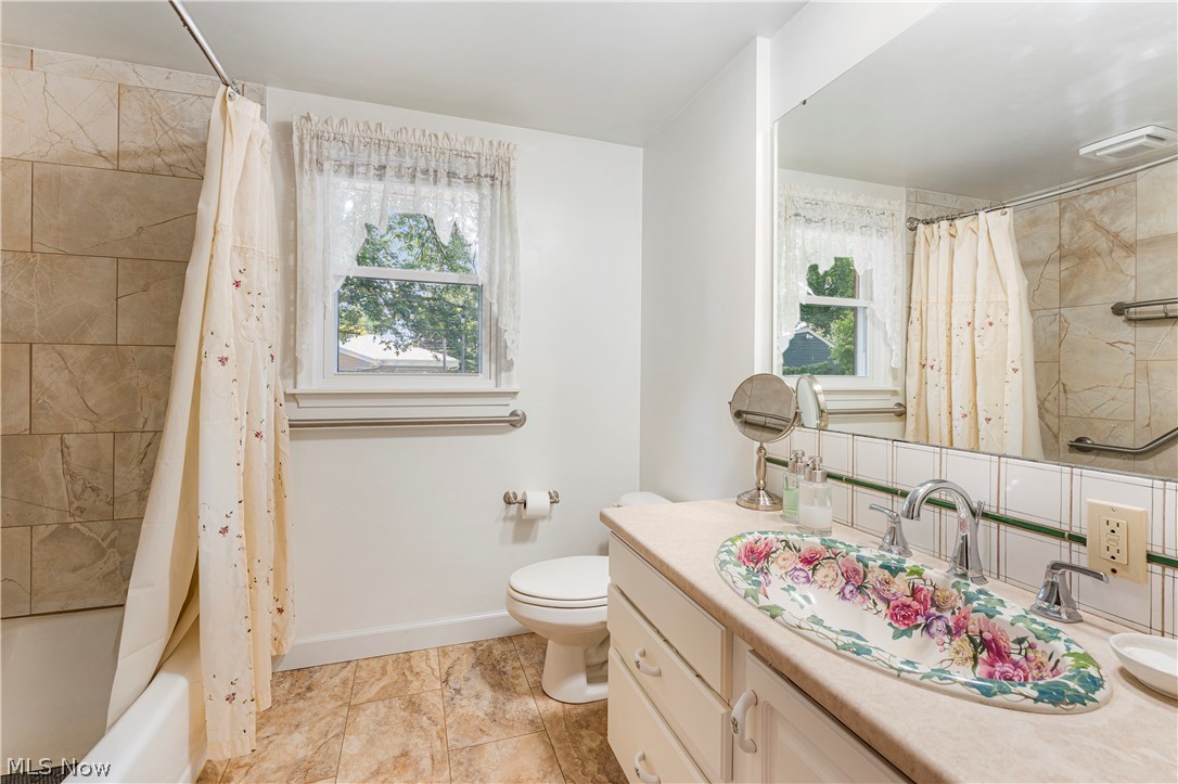 218 Bonnett Street SW North Canton OH 44720