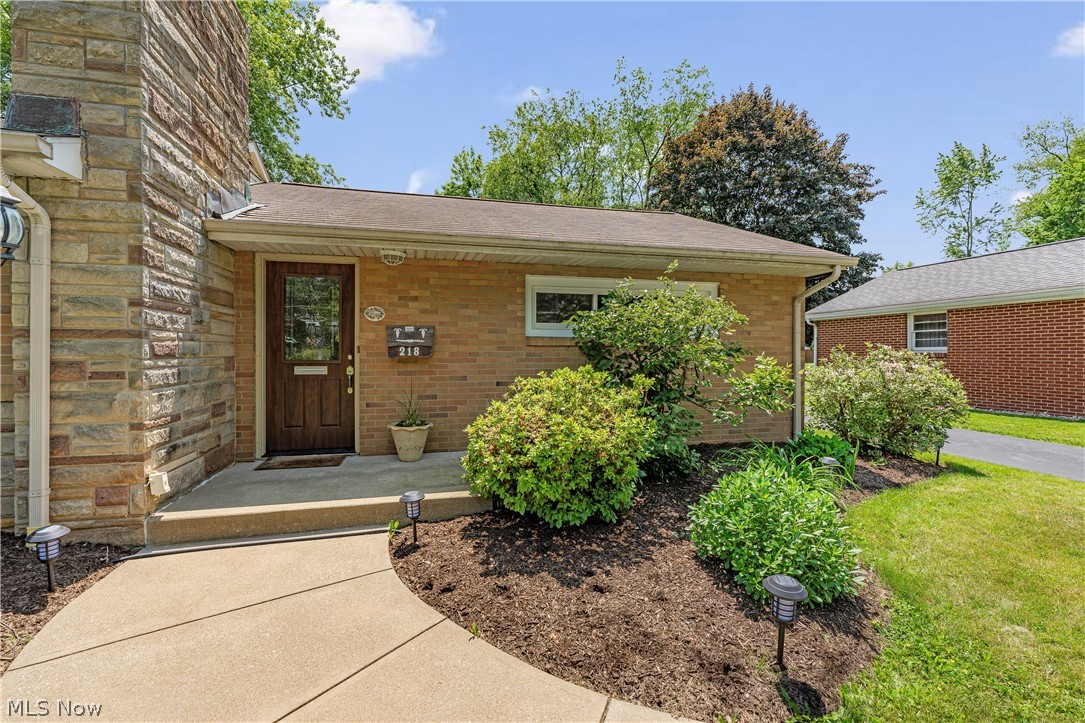 218 Bonnett Street SW North Canton OH 44720