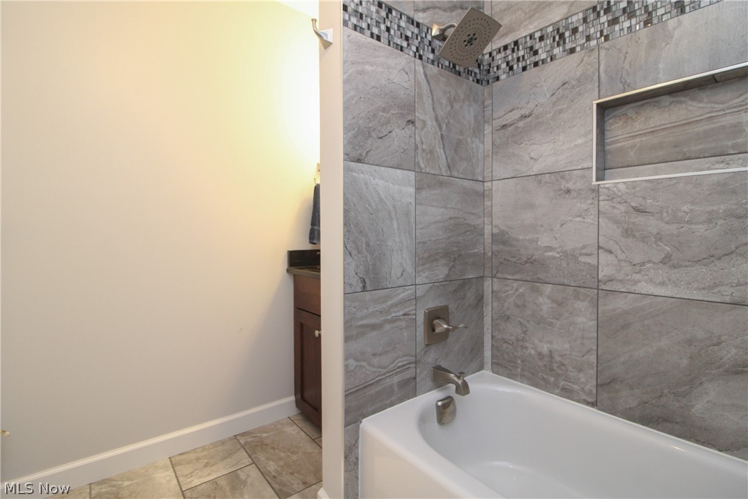 452 Rockland Drive Boardman OH 44512