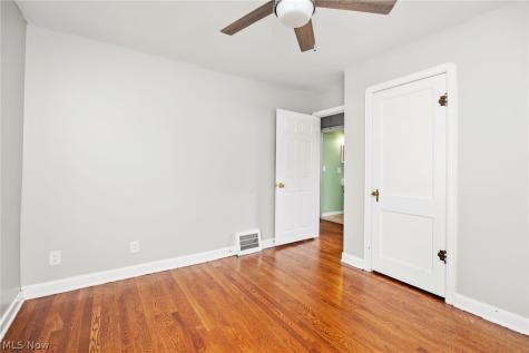 147 Overlook Avenue Wadsworth OH 44281