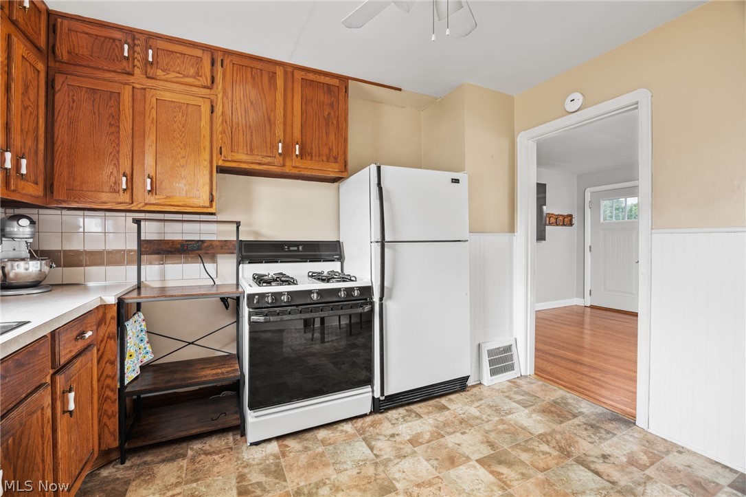 147 Overlook Avenue Wadsworth OH 44281