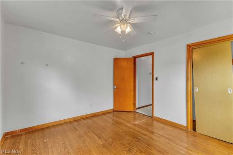 24 Leyton Road Bedford OH 44146