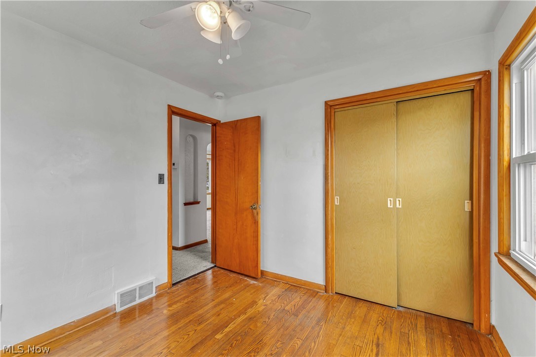 24 Leyton Road Bedford OH 44146