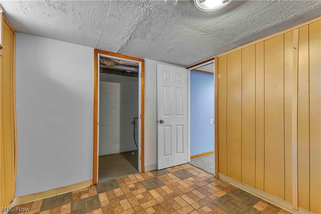 24 Leyton Road Bedford OH 44146