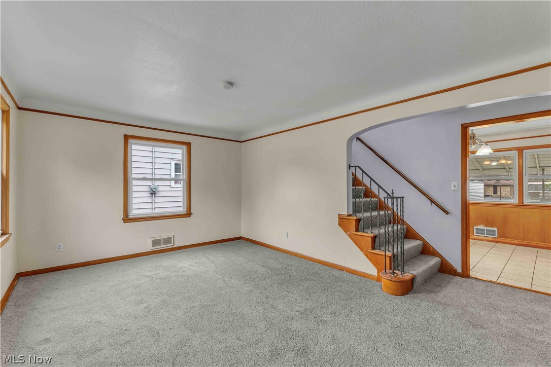 24 Leyton Road Bedford OH 44146