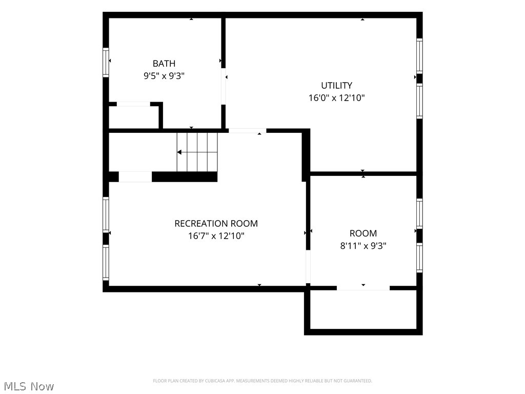 24 Leyton Road Bedford OH 44146