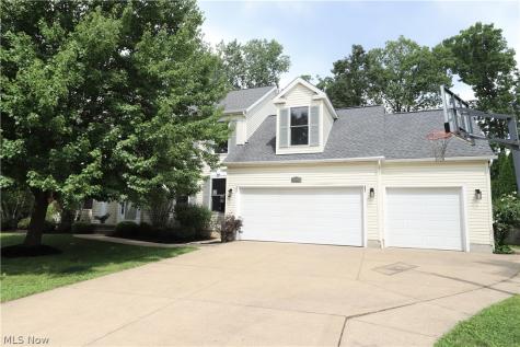 1100 Dover Drive Medina OH 44256