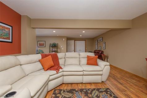 626 Highlander Avenue NW Massillon OH 44647