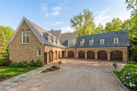 545 Bristol Drive Aurora OH 44202