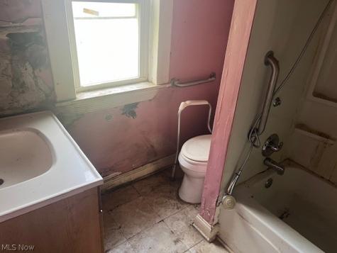 1224 E 87th Street Cleveland OH 44108