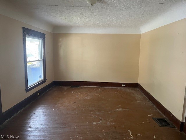 1224 E 87th Street Cleveland OH 44108
