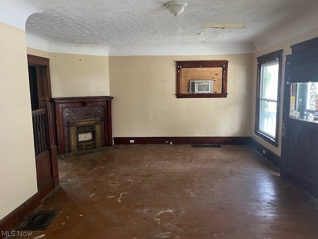 1224 E 87th Street Cleveland OH 44108