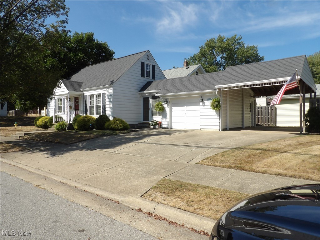 2161 Eastlawn Avenue Akron OH 44305