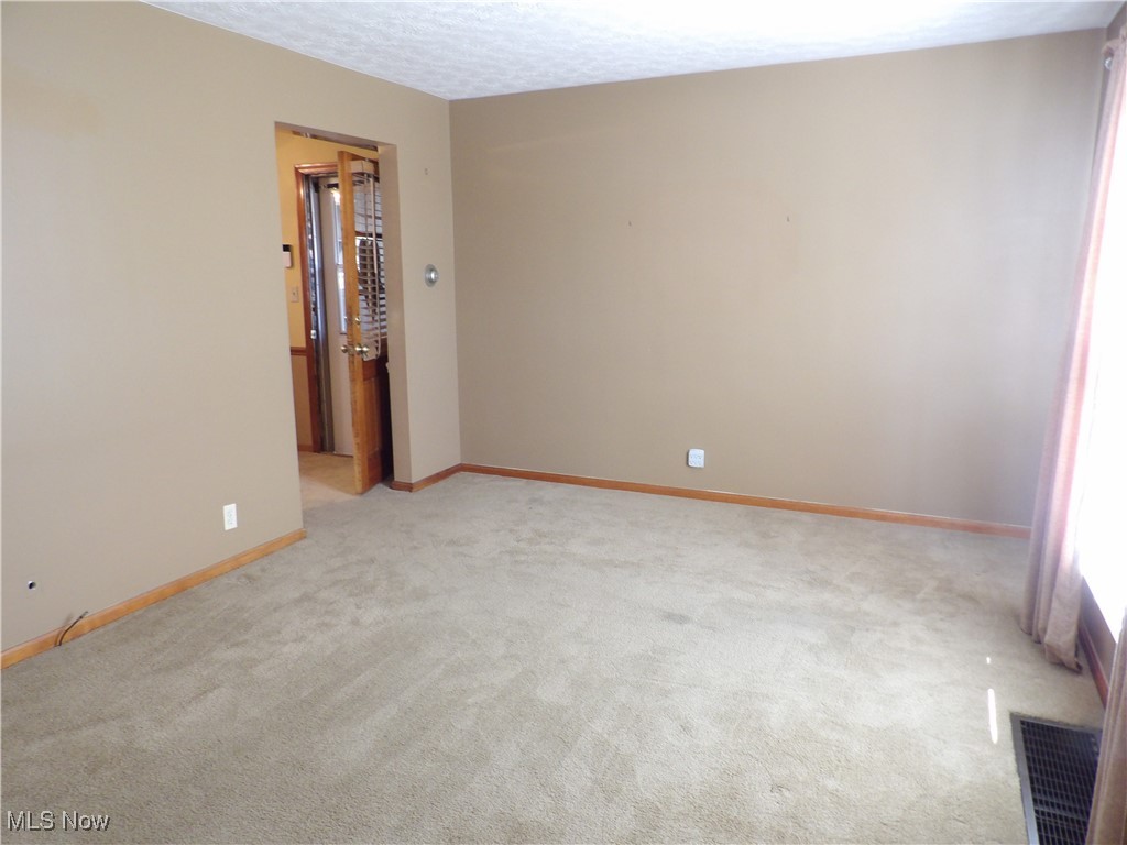 2161 Eastlawn Avenue Akron OH 44305