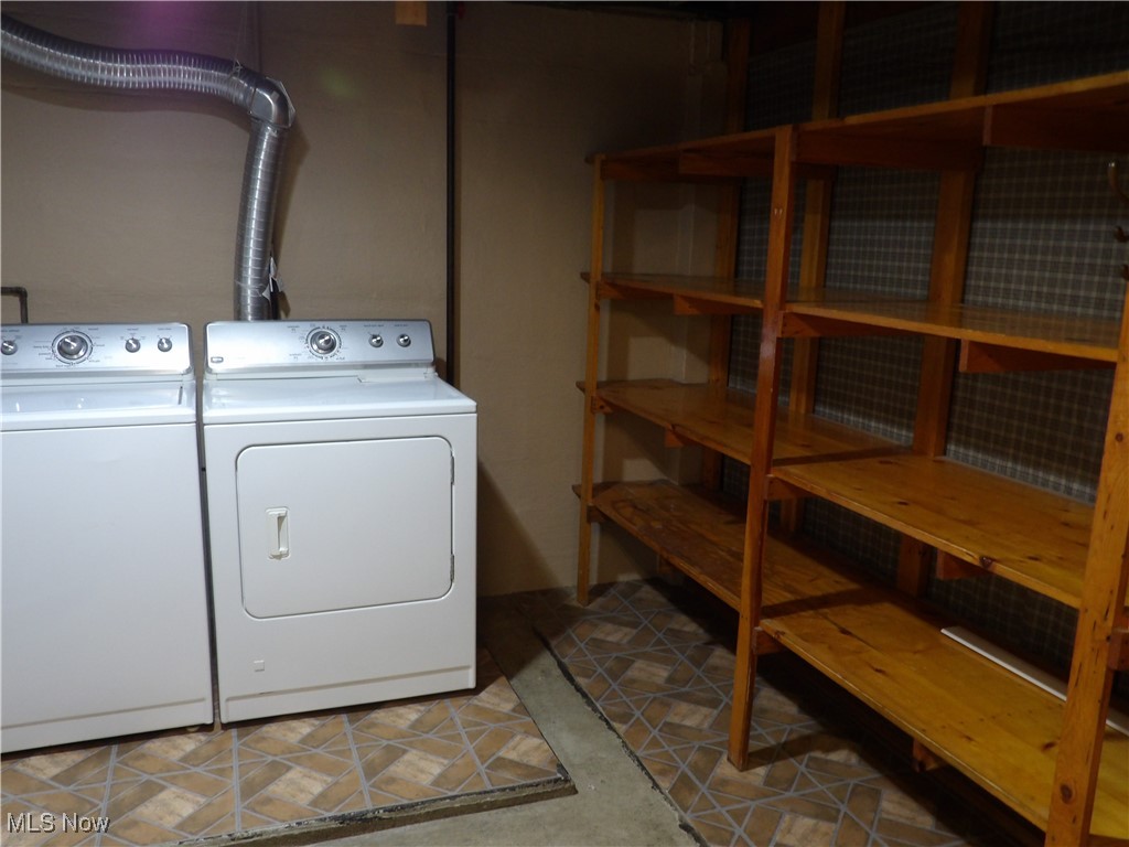 2161 Eastlawn Avenue Akron OH 44305