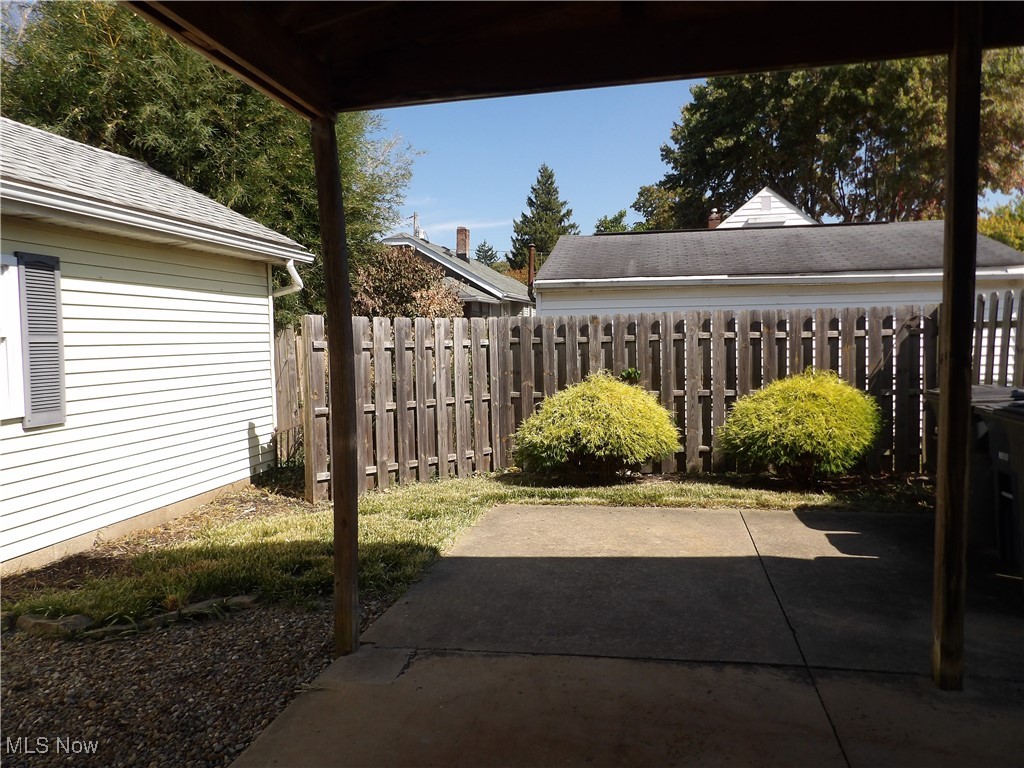 2161 Eastlawn Avenue Akron OH 44305