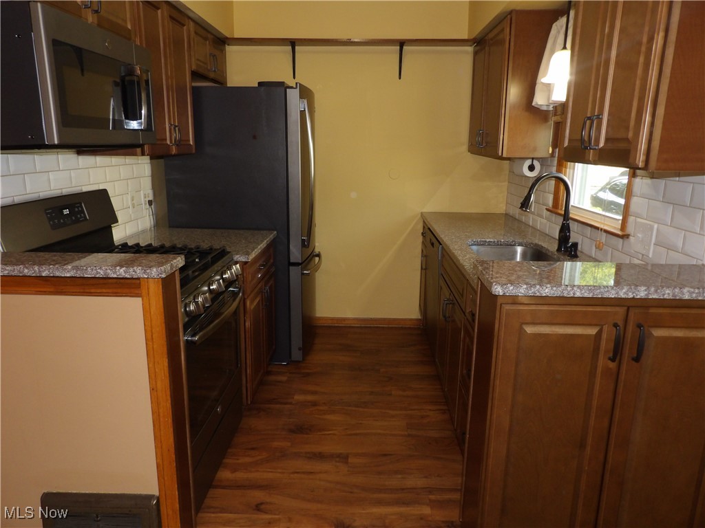 2161 Eastlawn Avenue Akron OH 44305