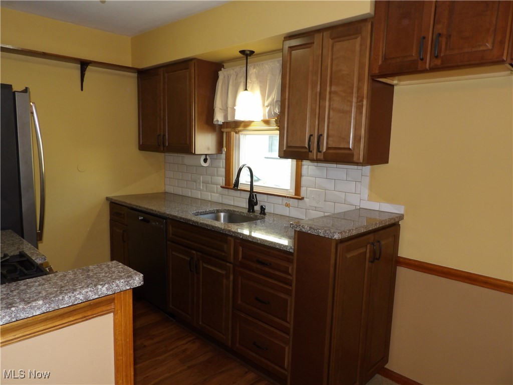 2161 Eastlawn Avenue Akron OH 44305