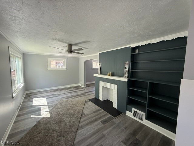 17901 Delavan Avenue Cleveland OH 44119