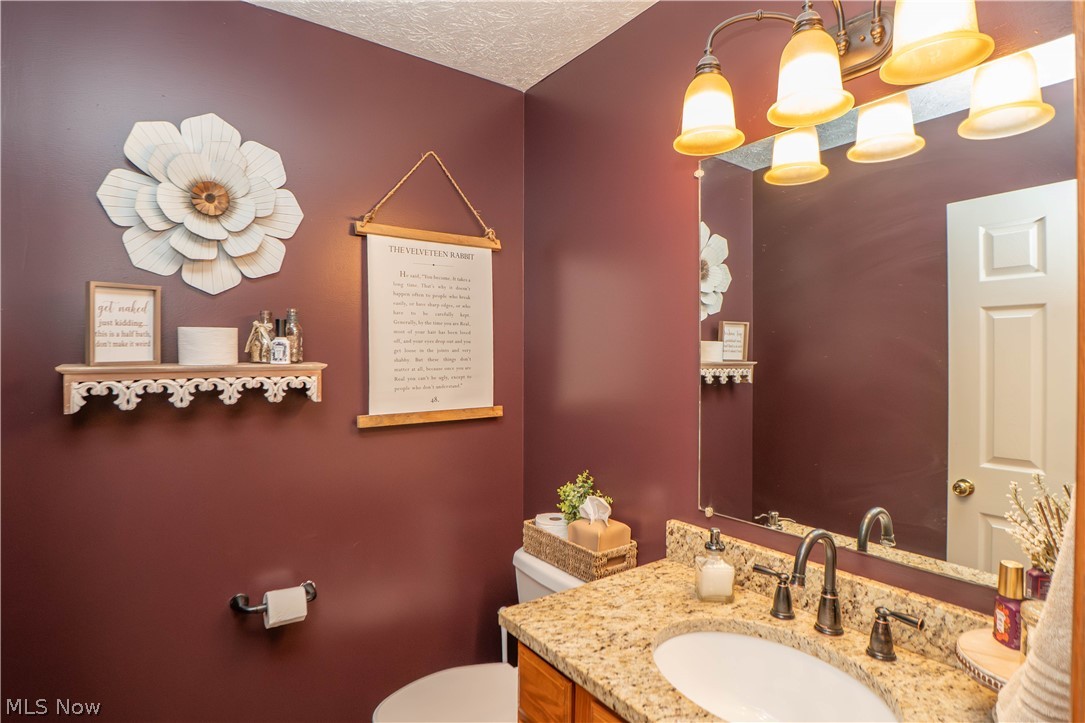 304 Rodeo Circle Louisville OH 44641