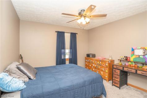 304 Rodeo Circle Louisville OH 44641