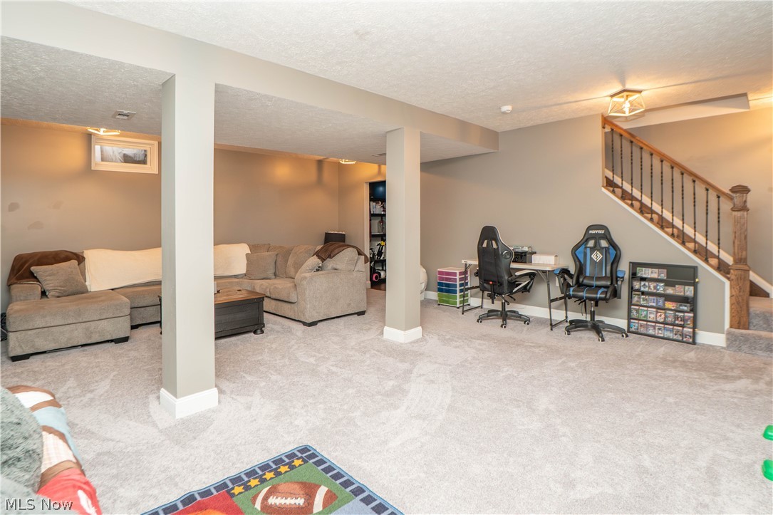 304 Rodeo Circle Louisville OH 44641