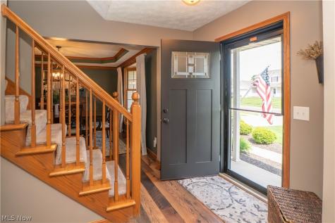304 Rodeo Circle Louisville OH 44641