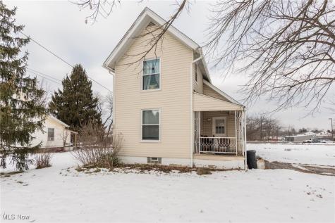 21082 Westwood Drive Strongsville OH 44149