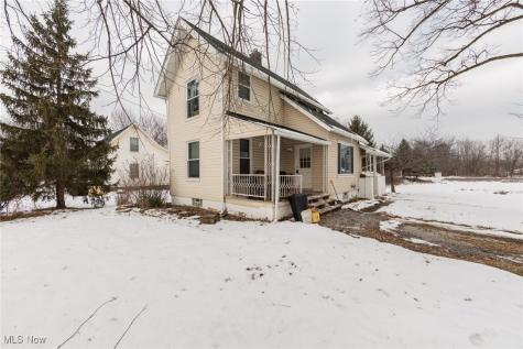 21082 Westwood Drive Strongsville OH 44149