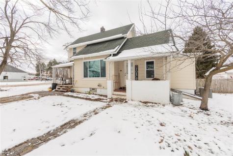 21082 Westwood Drive Strongsville OH 44149