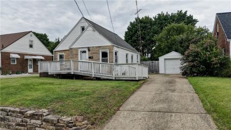 2929 Helen Place NW Canton OH 44708