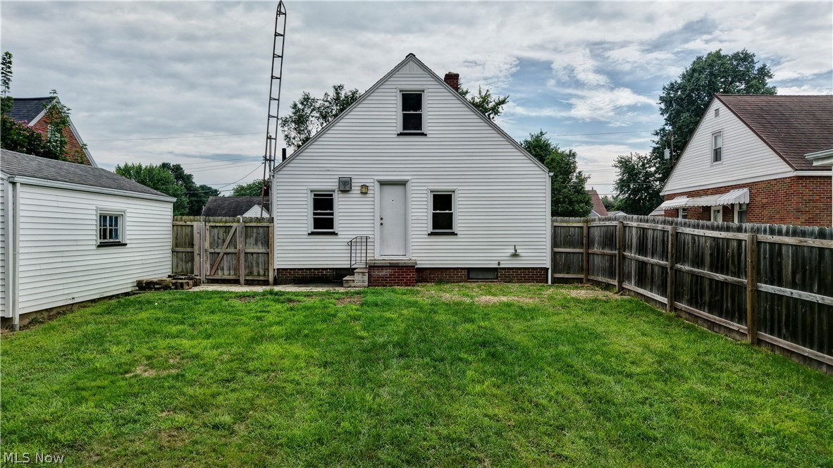 2929 Helen Place NW Canton OH 44708