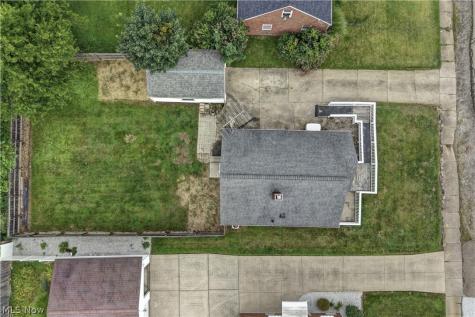 2929 Helen Place NW Canton OH 44708